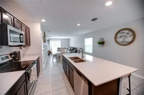 4302 Sunny Creek Place Kissimmee FL 34746