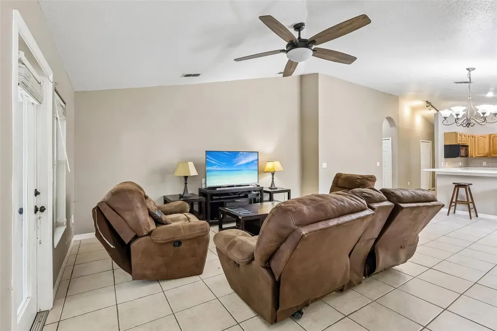 619 Coral Way Winter Springs FL 32708