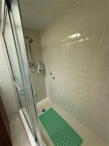 18427 Aintree Court Tampa FL 33647