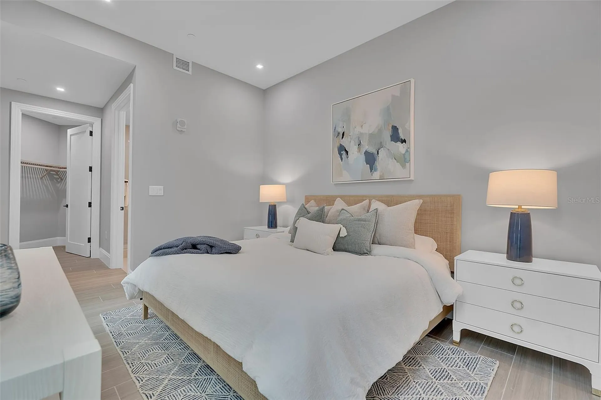 70 Avenida Veneccia Sarasota FL 34242