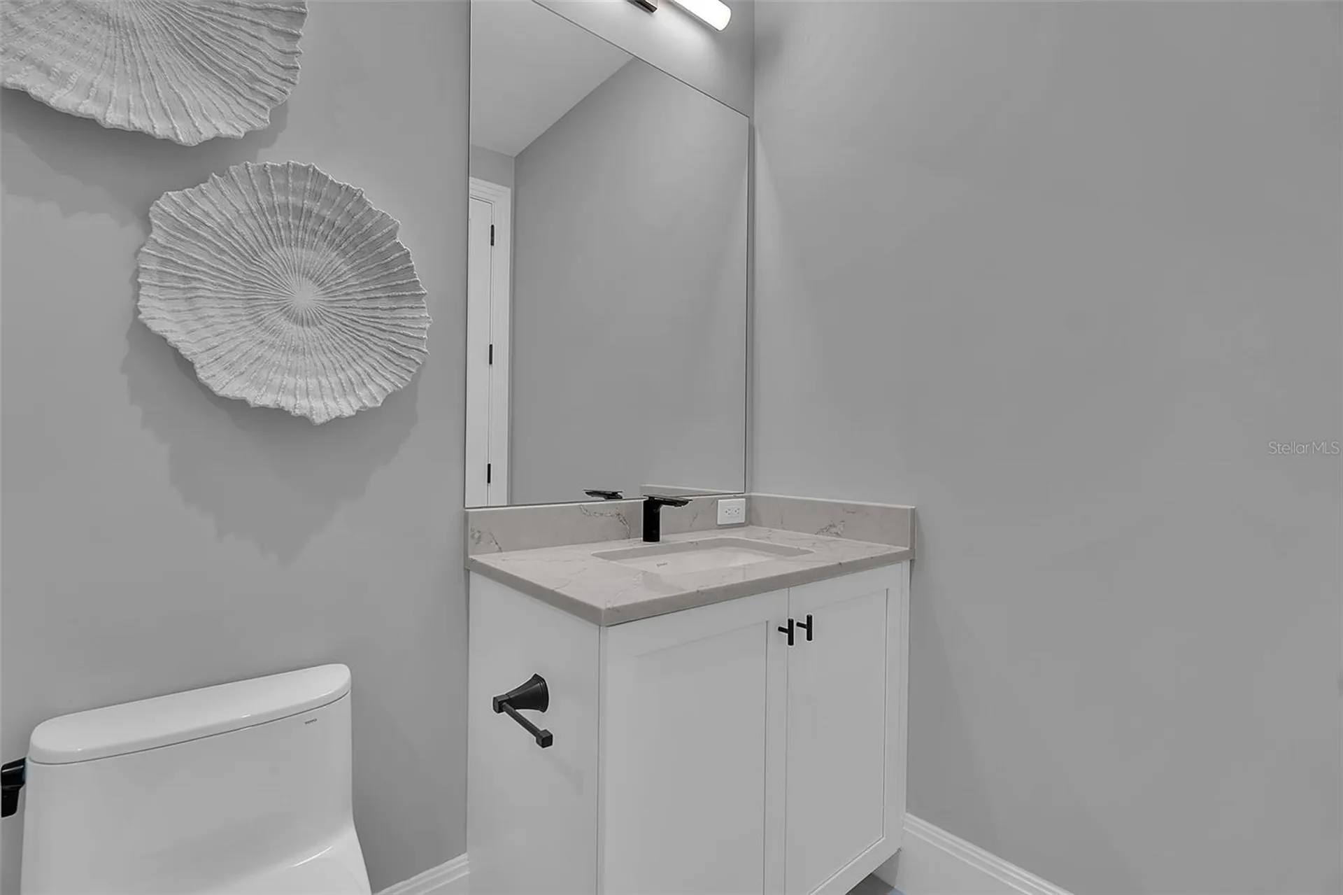 70 Avenida Veneccia Sarasota FL 34242