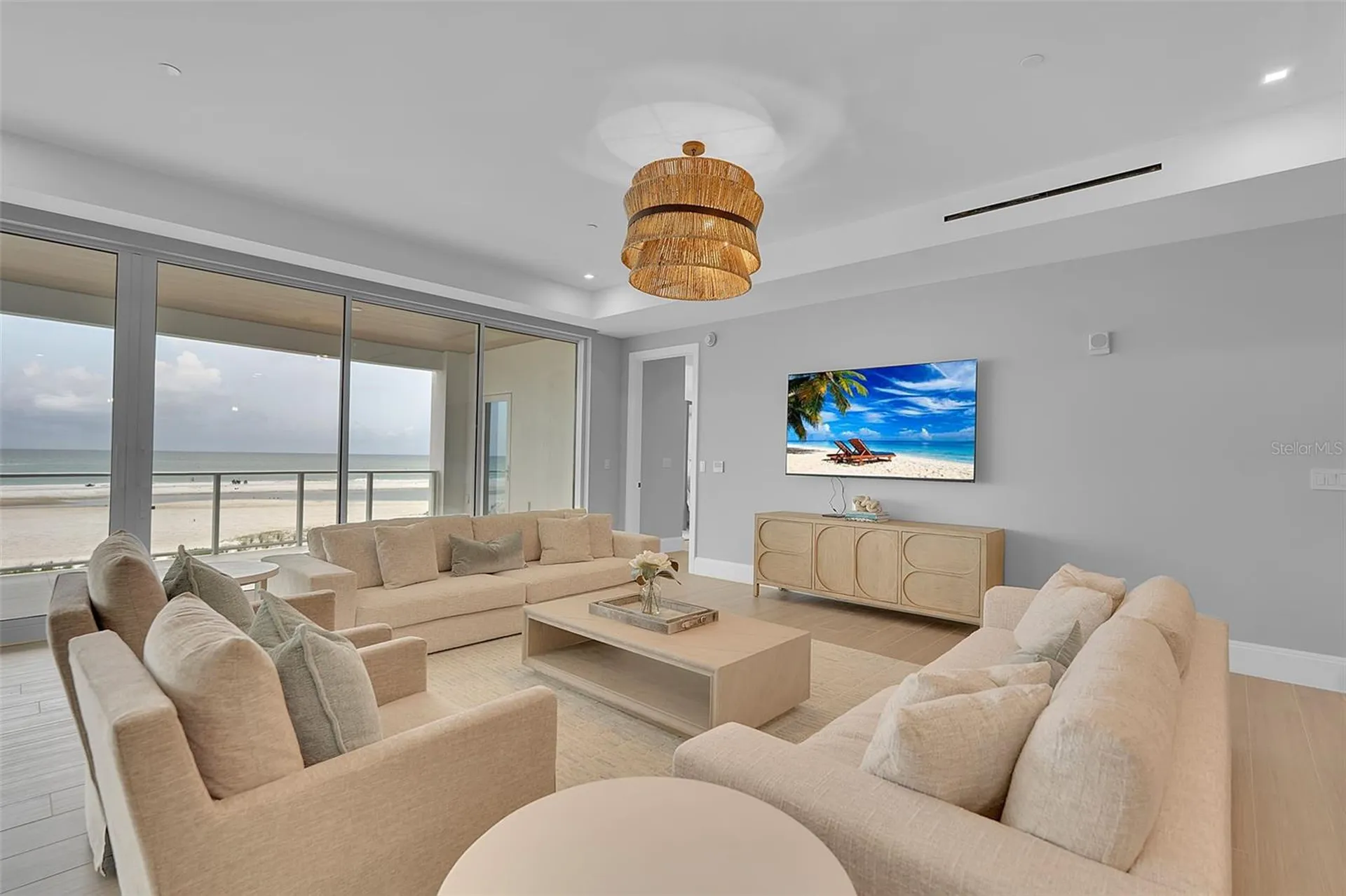 70 Avenida Veneccia Sarasota FL 34242