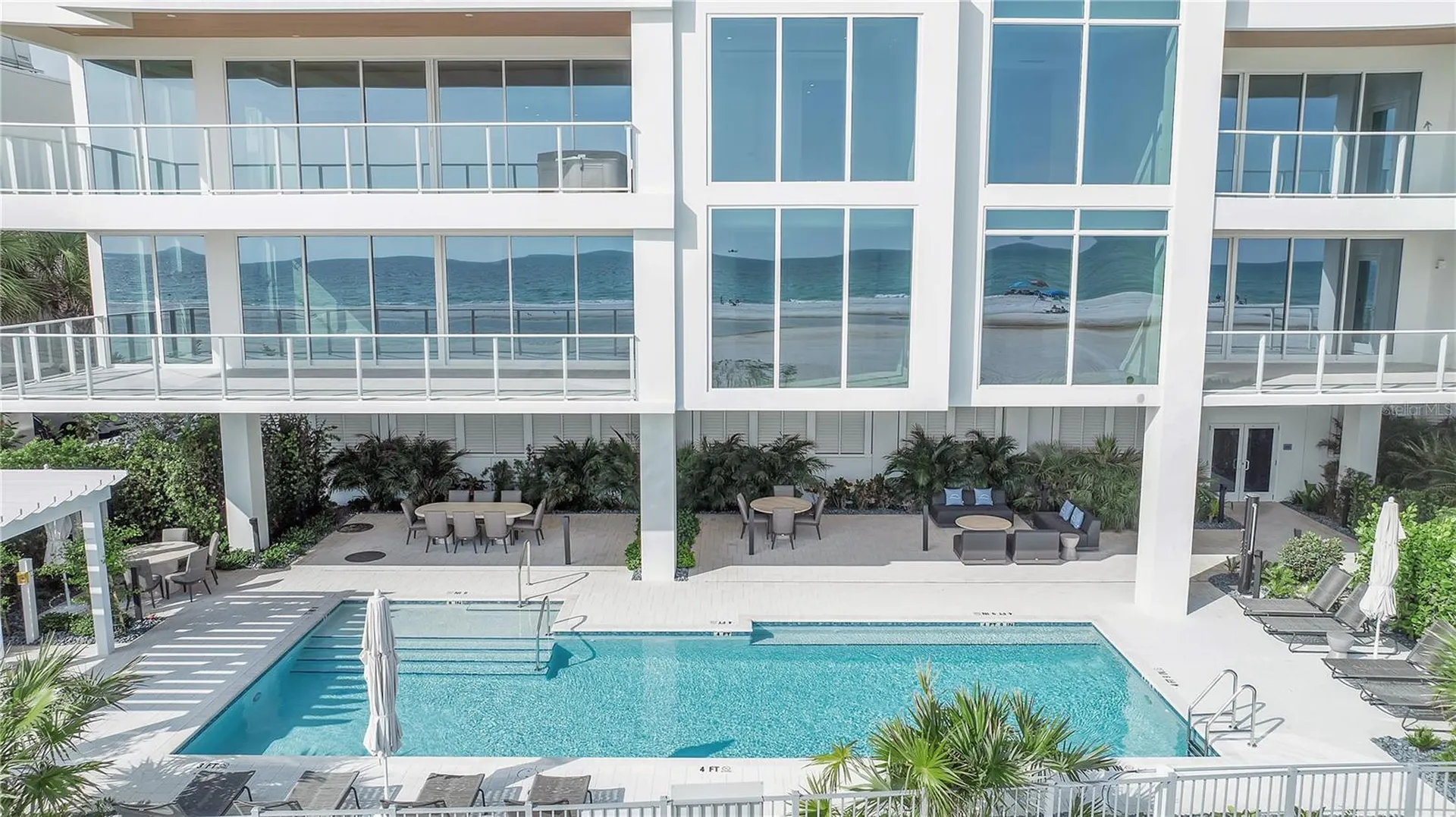 70 Avenida Veneccia Sarasota FL 34242