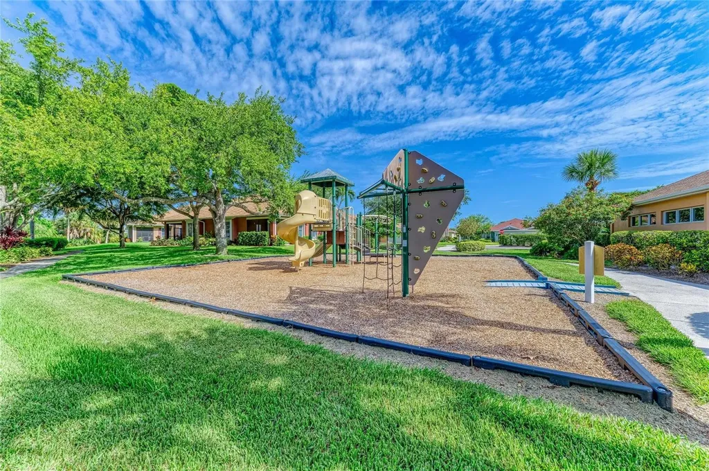 3728 Summerwind Circle Bradenton FL 34209