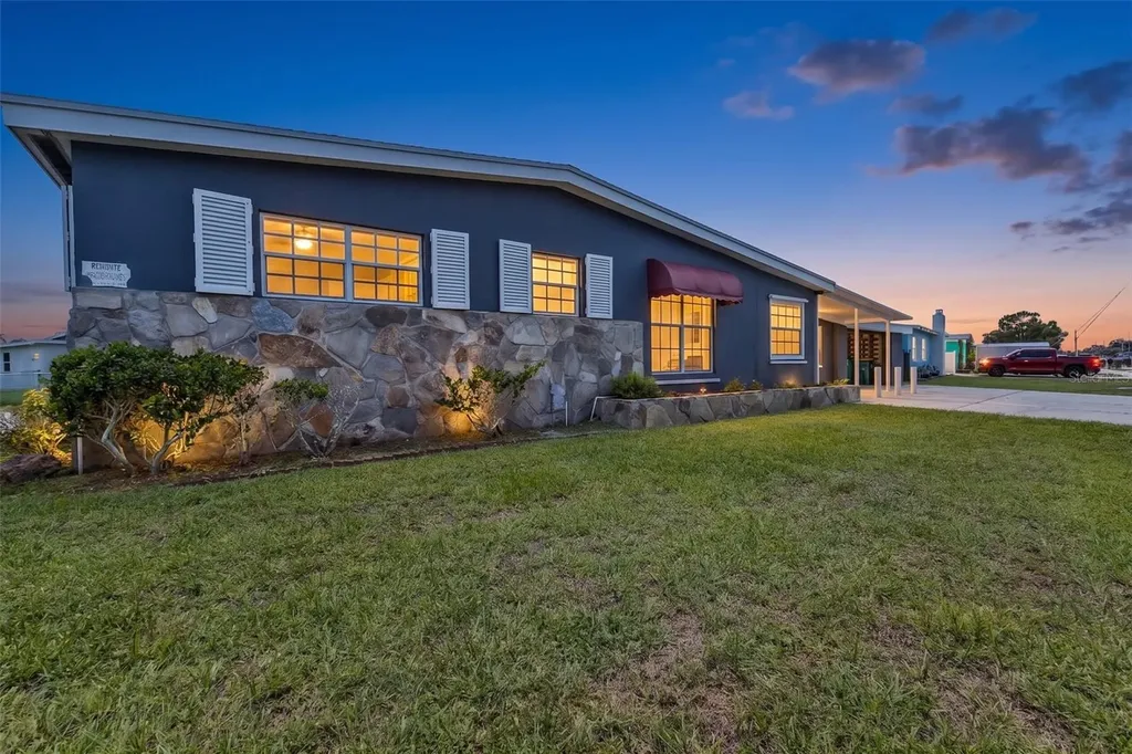 21533 Midway Boulevard Port Charlotte FL 33952