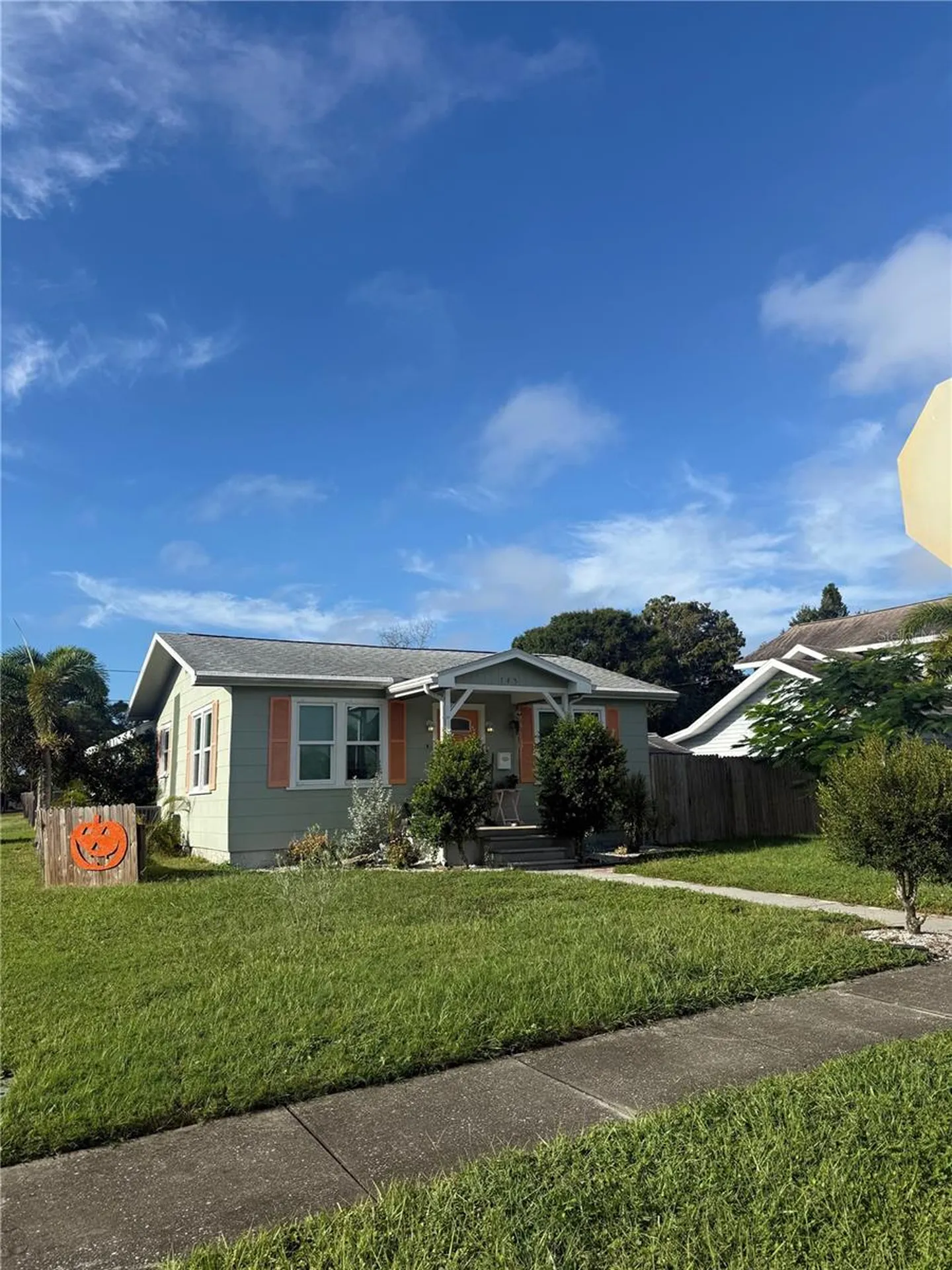145 NE Lincoln Circle N St Petersburg FL 33702