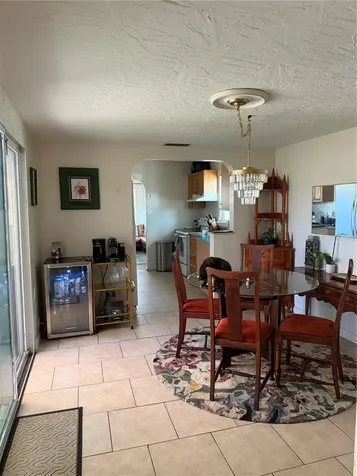 145 NE Lincoln Circle N St Petersburg FL 33702