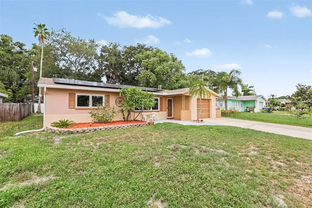 1520 Simmons Drive Clearwater FL 33756