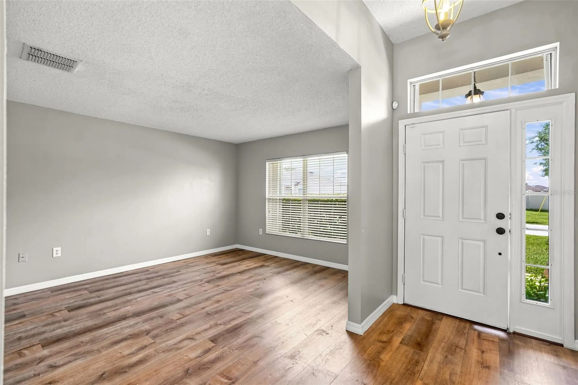 856 Franconville Court Kissimmee FL 34759