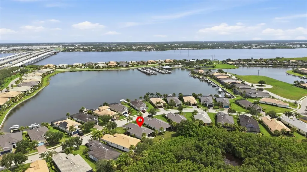 5029 Lake Overlook Avenue Bradenton FL 34208