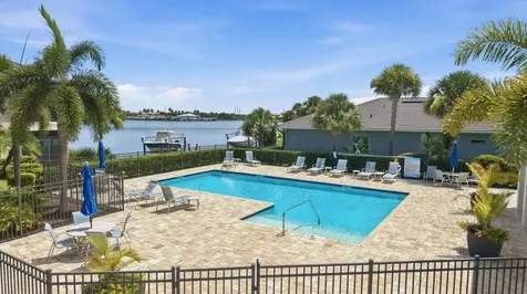 5029 Lake Overlook Avenue Bradenton FL 34208