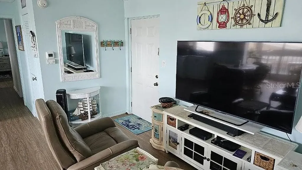 1255 Tarpon Center Drive Venice FL 34285