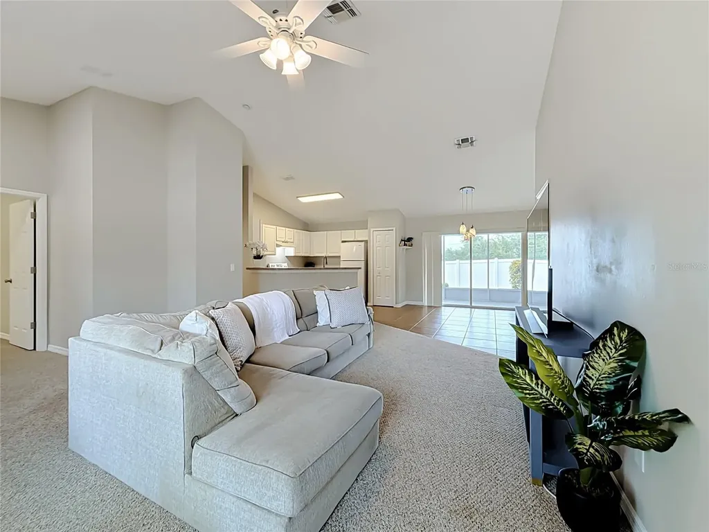 1364 Hillview Drive Clermont FL 34711