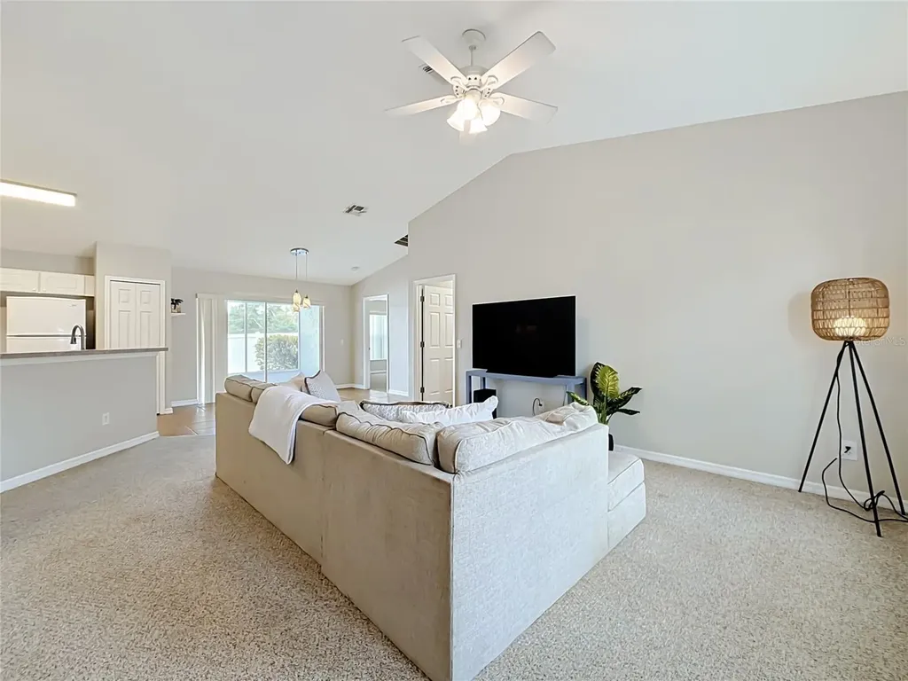 1364 Hillview Drive Clermont FL 34711