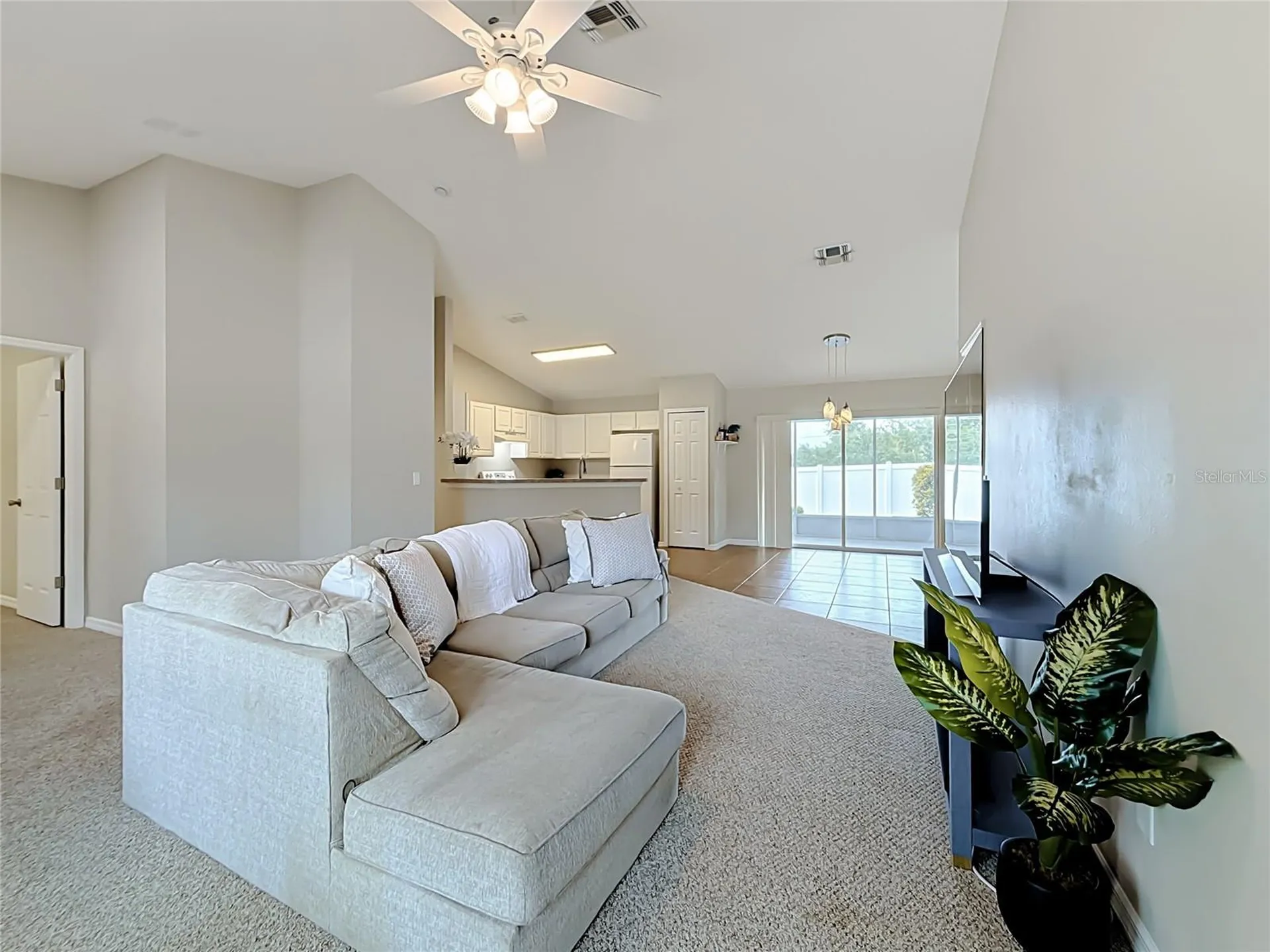 1364 Hillview Drive Clermont FL 34711