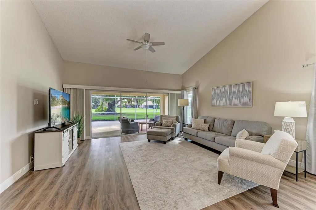 4909 Clubview Court E Bradenton FL 34203