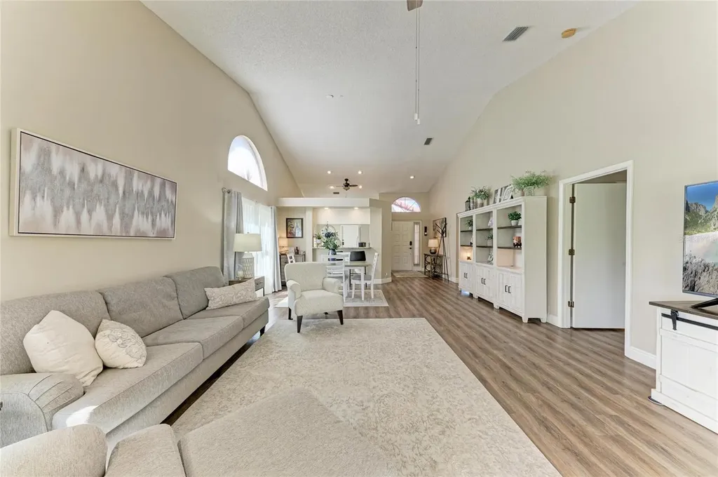 4909 Clubview Court E Bradenton FL 34203