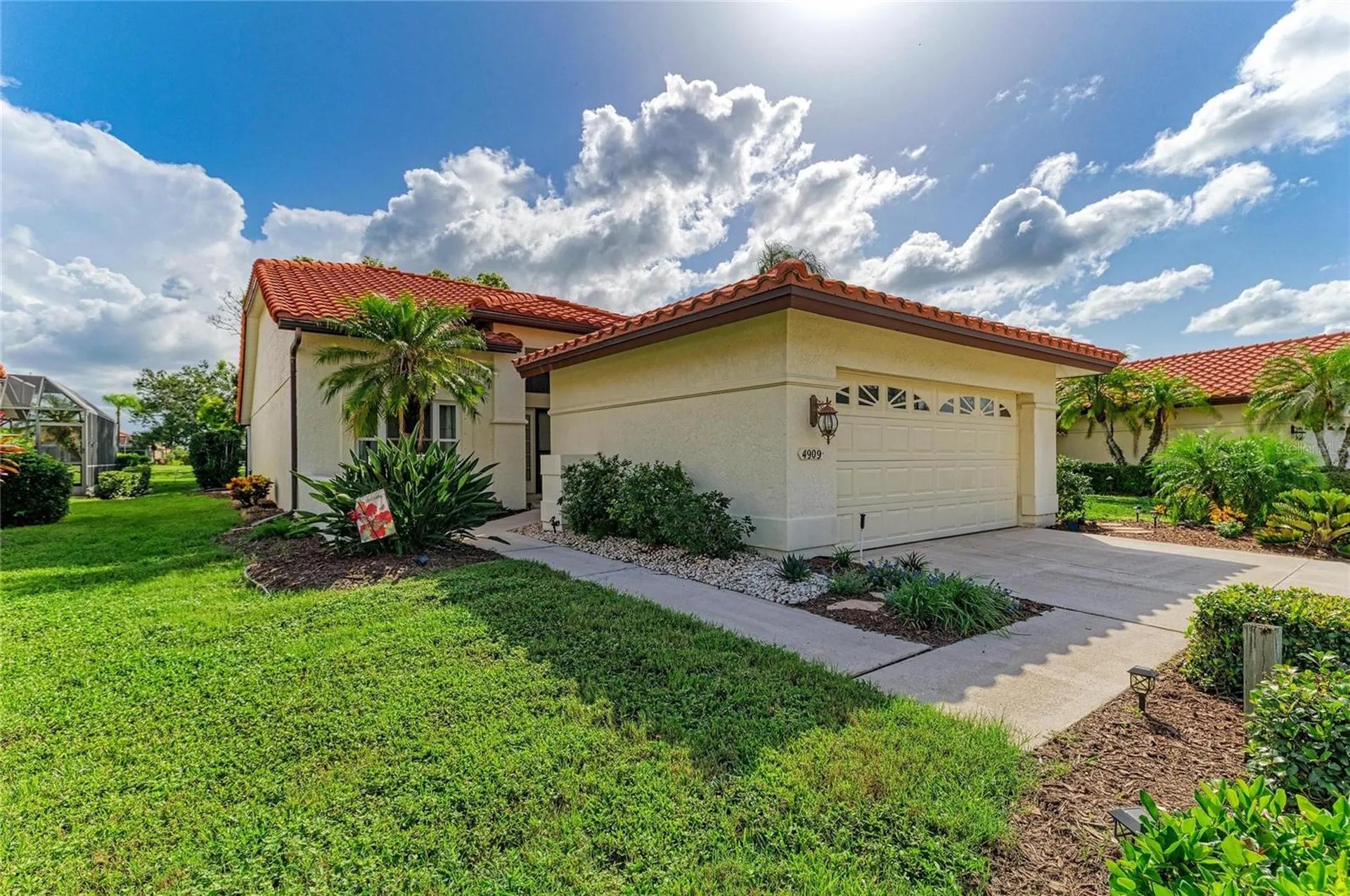 4909 Clubview Court E Bradenton FL 34203