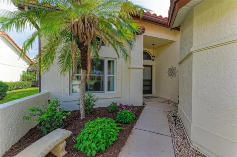 4909 Clubview Court E Bradenton FL 34203