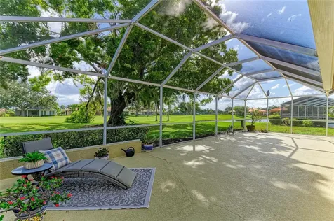 4909 Clubview Court E Bradenton FL 34203