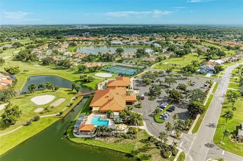 4909 Clubview Court E Bradenton FL 34203