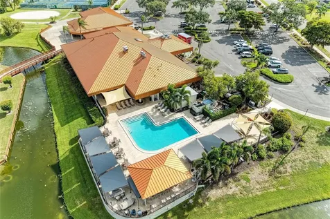 4909 Clubview Court E Bradenton FL 34203