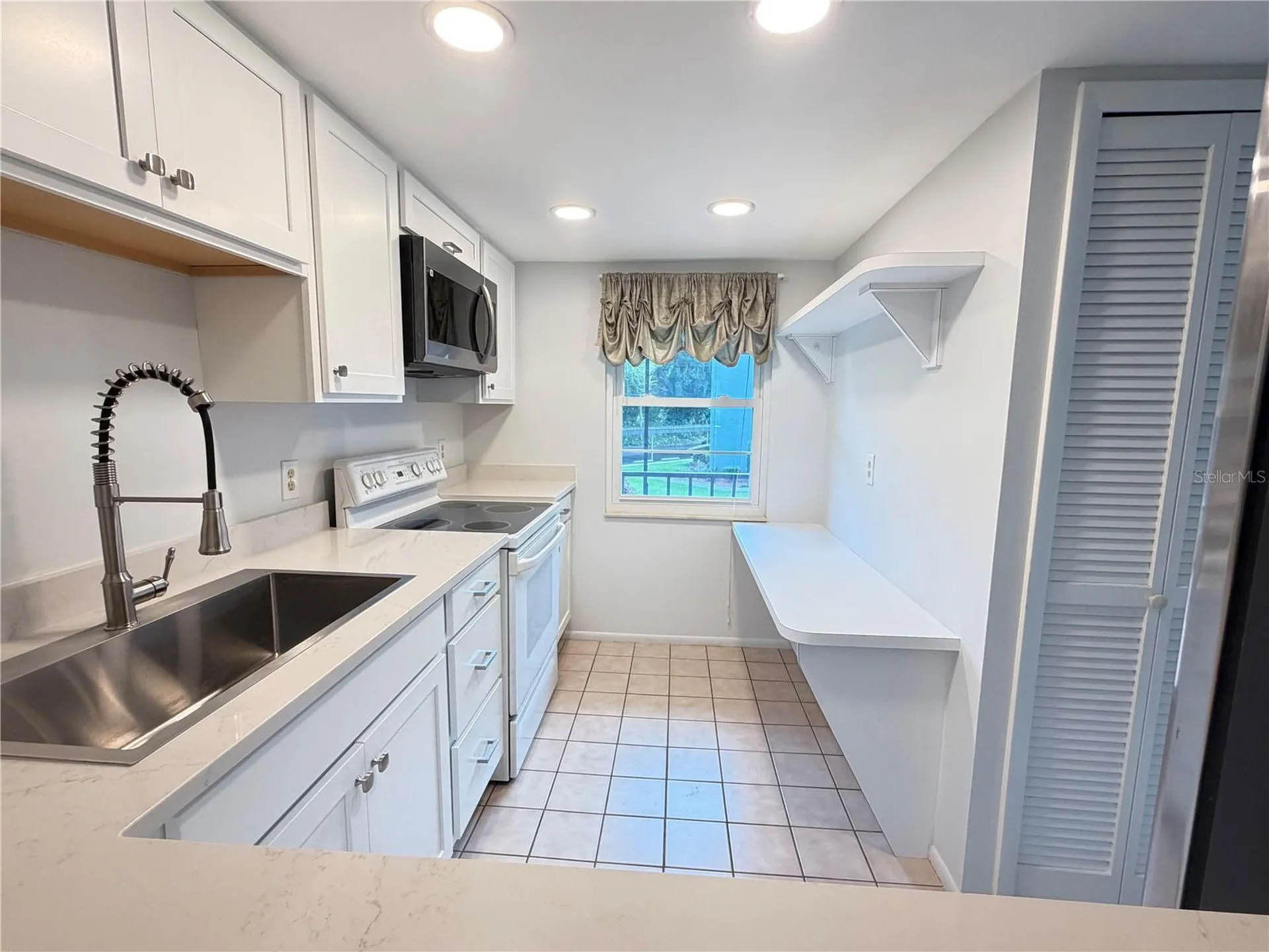 333 Lake Howard Drive NW Winter Haven FL 33880