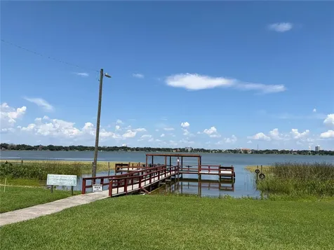 333 Lake Howard Drive NW Winter Haven FL 33880