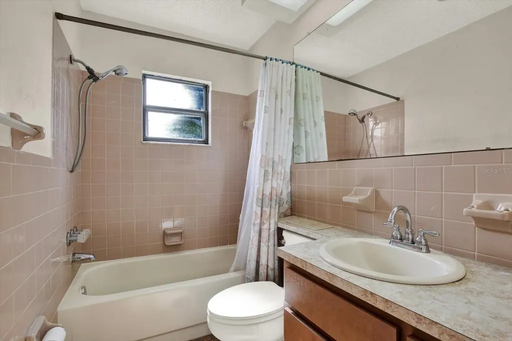 8241 Winthrop Drive Port Richey FL 34668