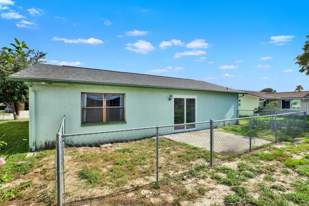 8241 Winthrop Drive Port Richey FL 34668