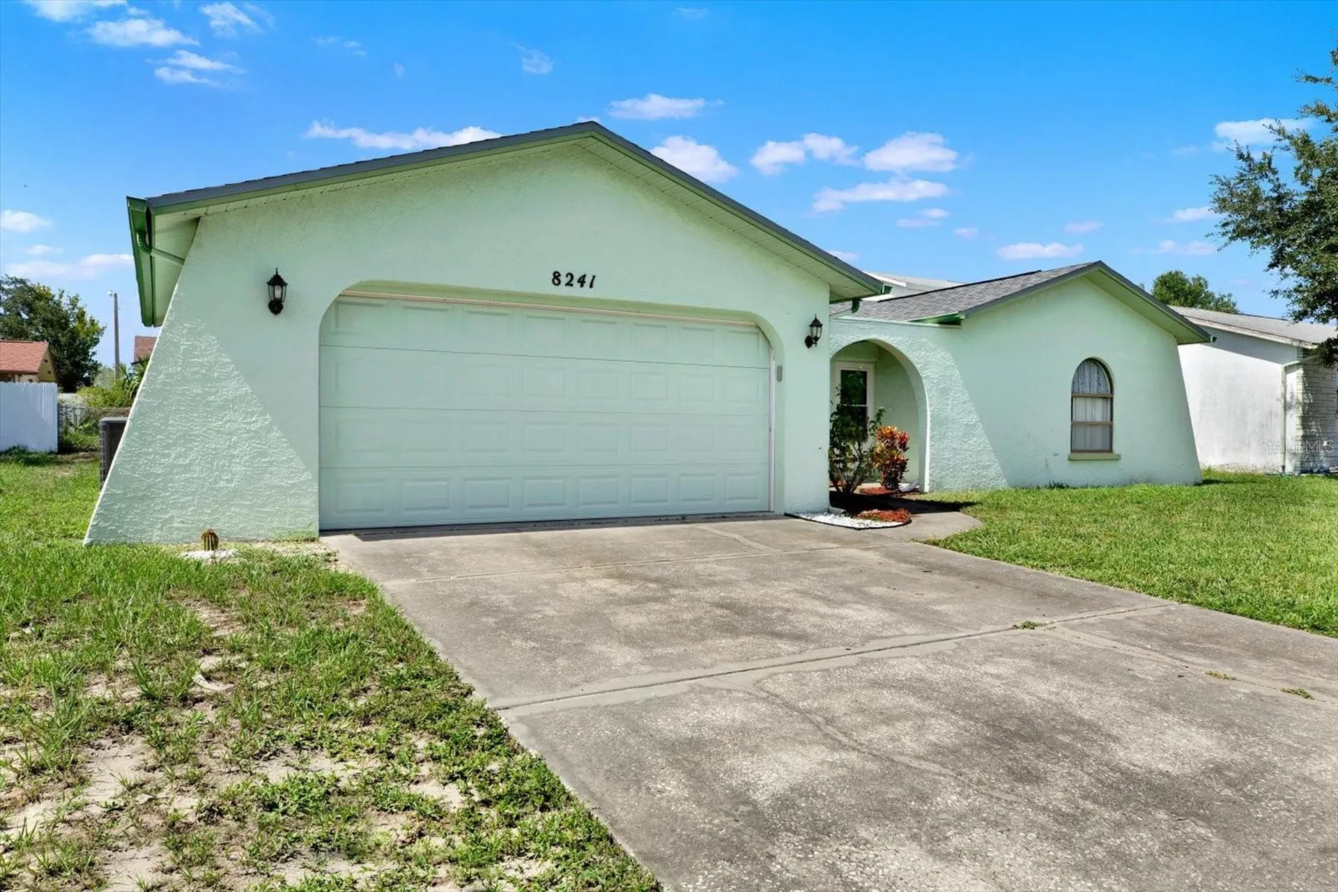 8241 Winthrop Drive Port Richey FL 34668