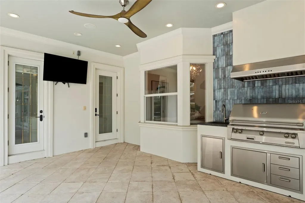 4406 W Azeele Street Tampa FL 33609