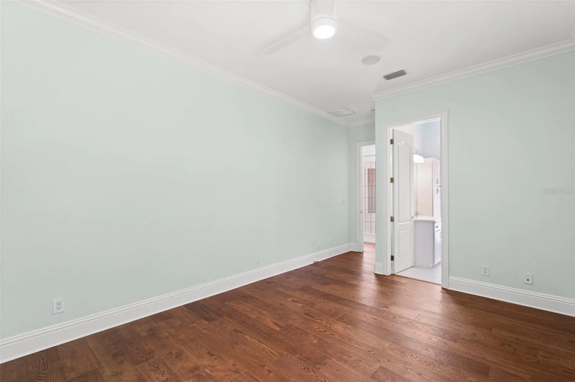 4406 W Azeele Street Tampa FL 33609