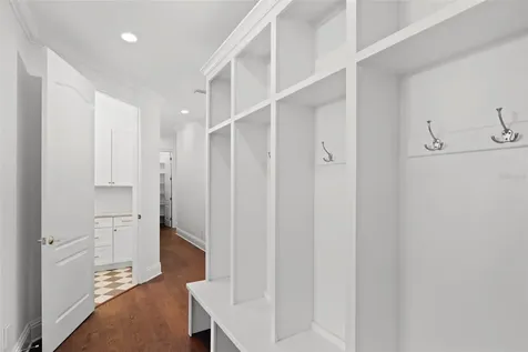 4406 W Azeele Street Tampa FL 33609