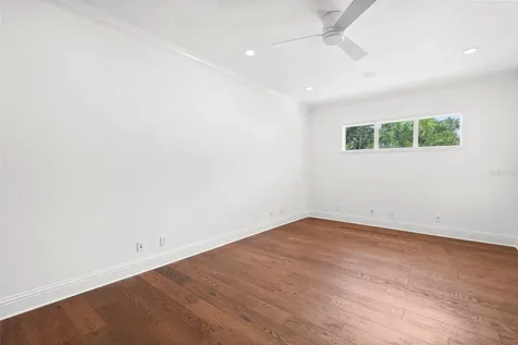 4406 W Azeele Street Tampa FL 33609