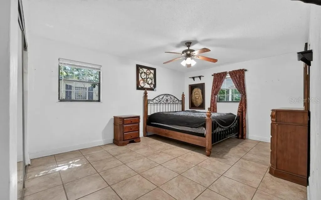 912 Royal Oak Court Holly Hill FL 32117