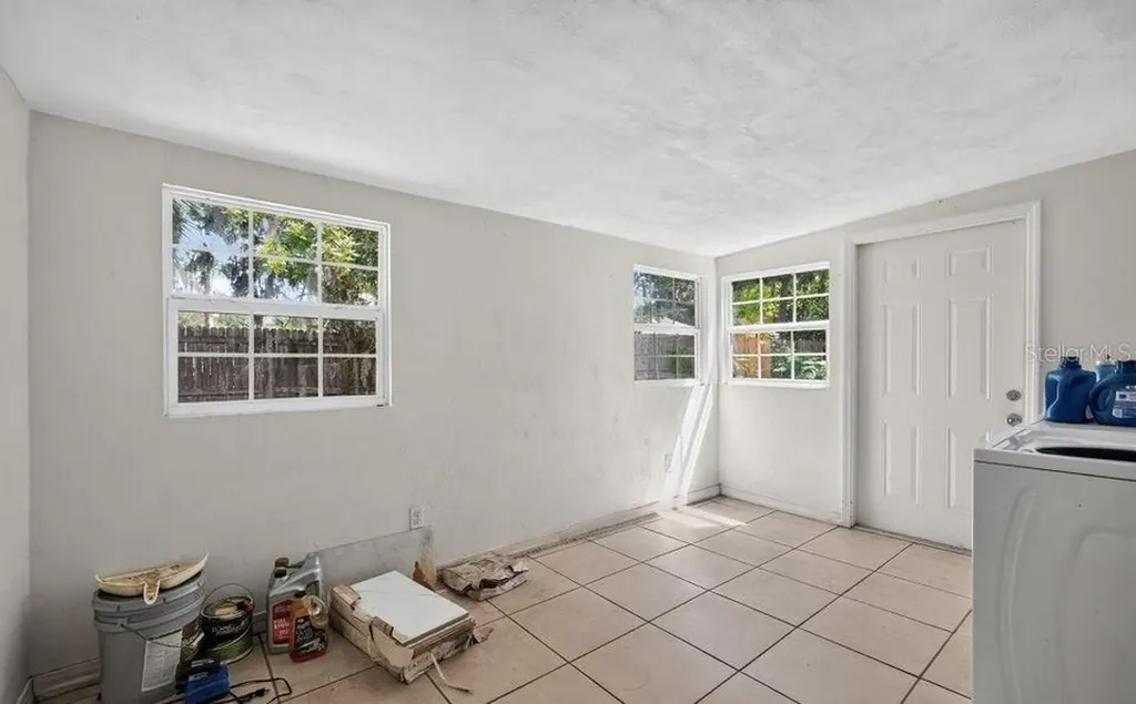 912 Royal Oak Court Holly Hill FL 32117