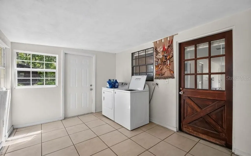912 Royal Oak Court Holly Hill FL 32117