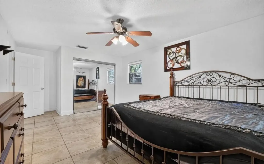912 Royal Oak Court Holly Hill FL 32117