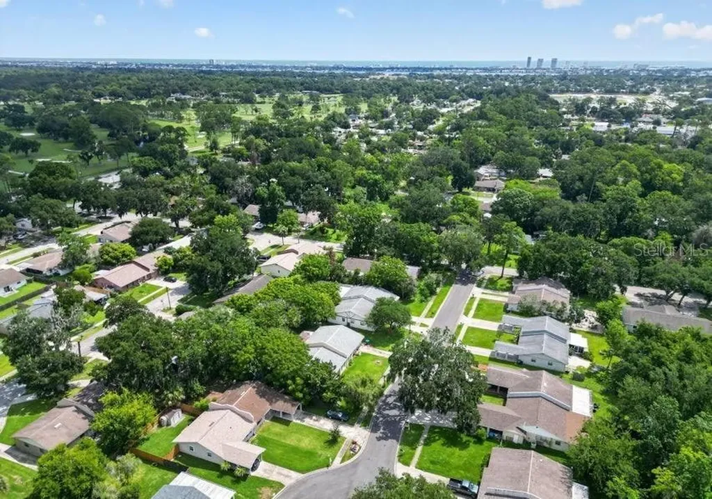 912 Royal Oak Court Holly Hill FL 32117