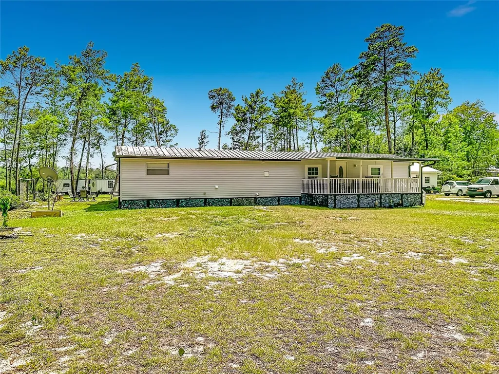 151 Lake Susan Road Hawthorne FL 32640