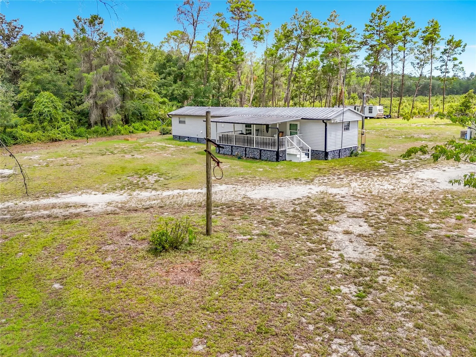 151 Lake Susan Road Hawthorne FL 32640