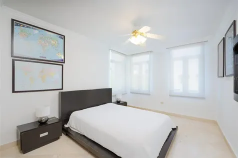 24 Paseo Las Palmas Dorado PR 00646