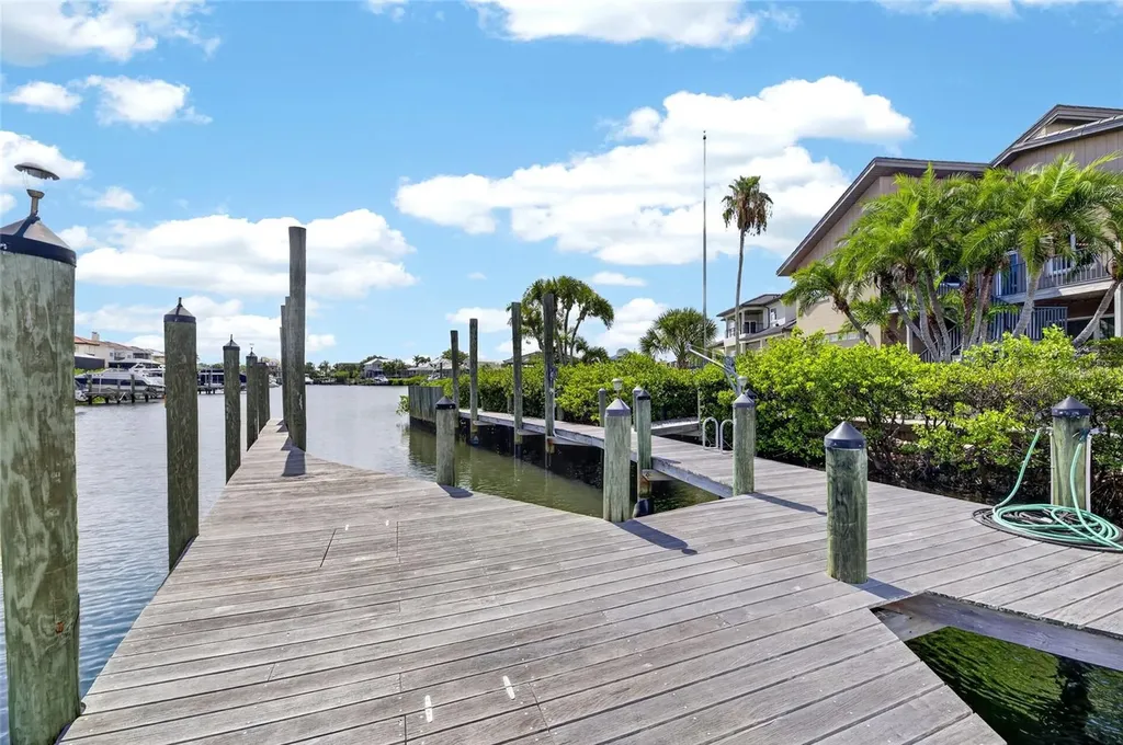 903 Capriccio Lane Apollo Beach FL 33572