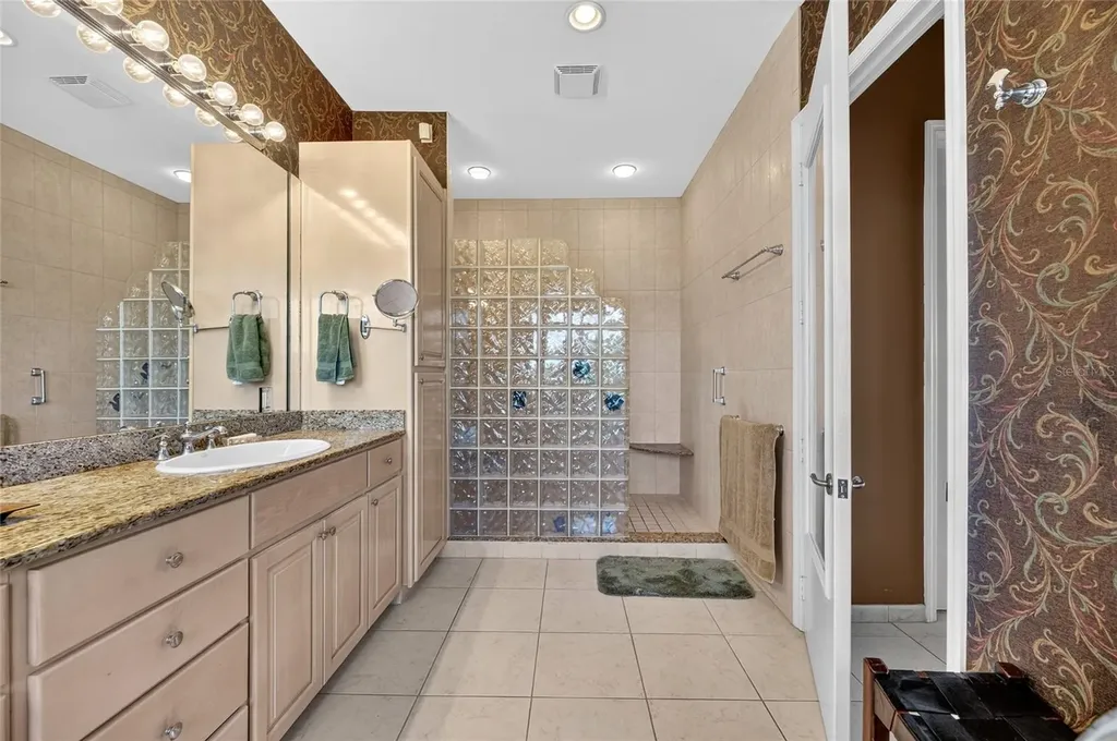 903 Capriccio Lane Apollo Beach FL 33572