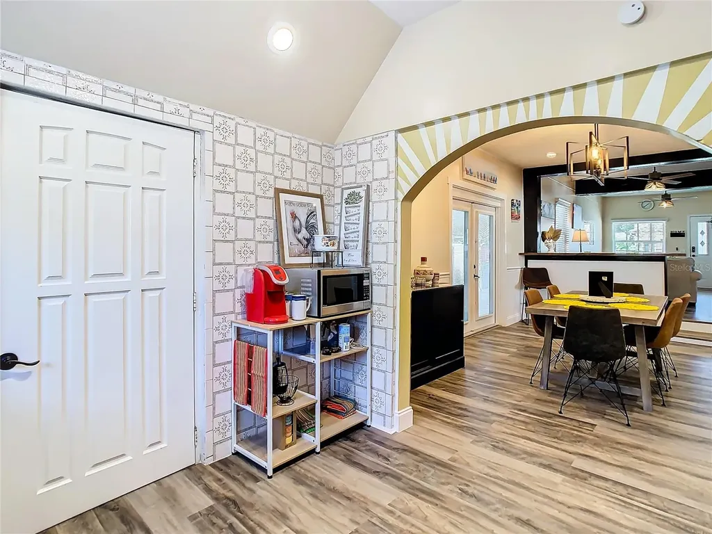 3321 W Aileen Street Tampa FL 33607