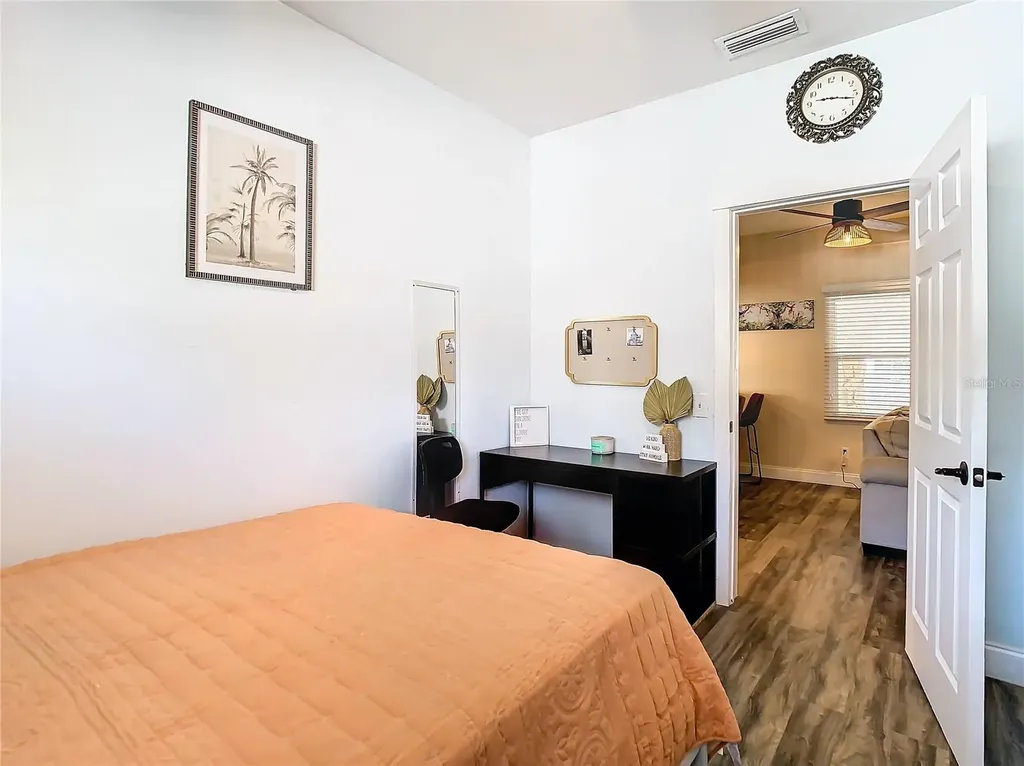 3321 W Aileen Street Tampa FL 33607