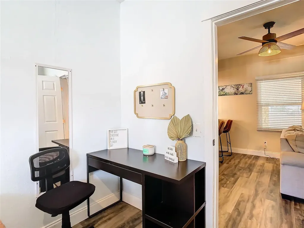3321 W Aileen Street Tampa FL 33607