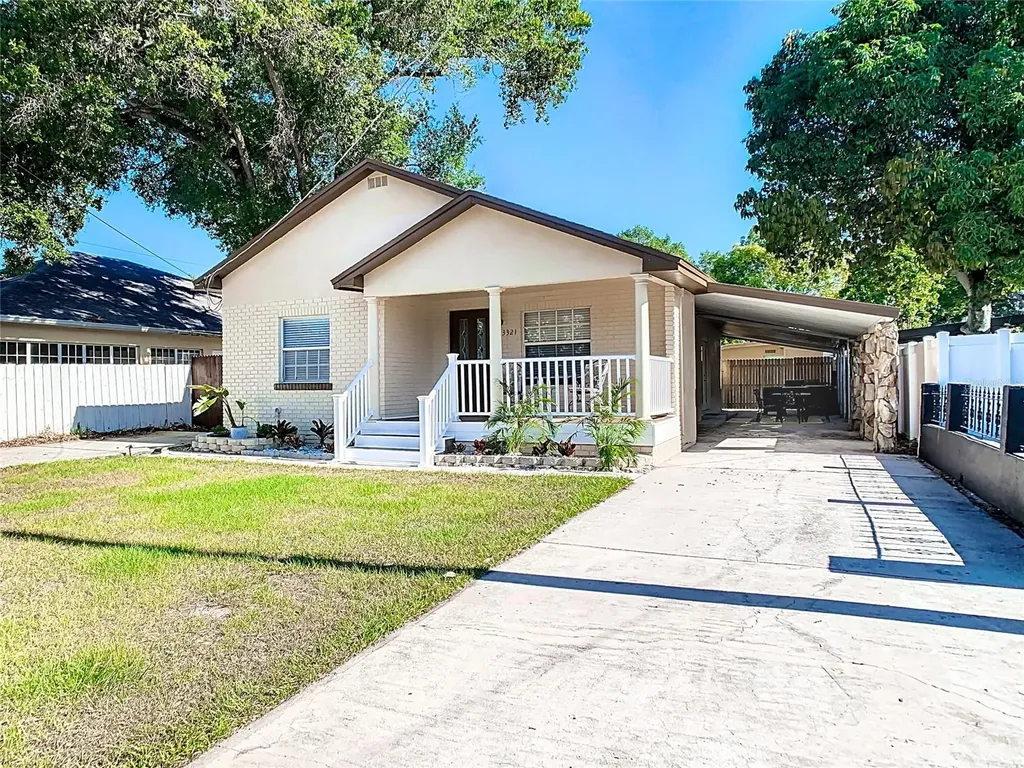 3321 W Aileen Street Tampa FL 33607