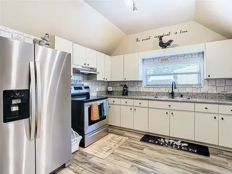 3321 W Aileen Street Tampa FL 33607